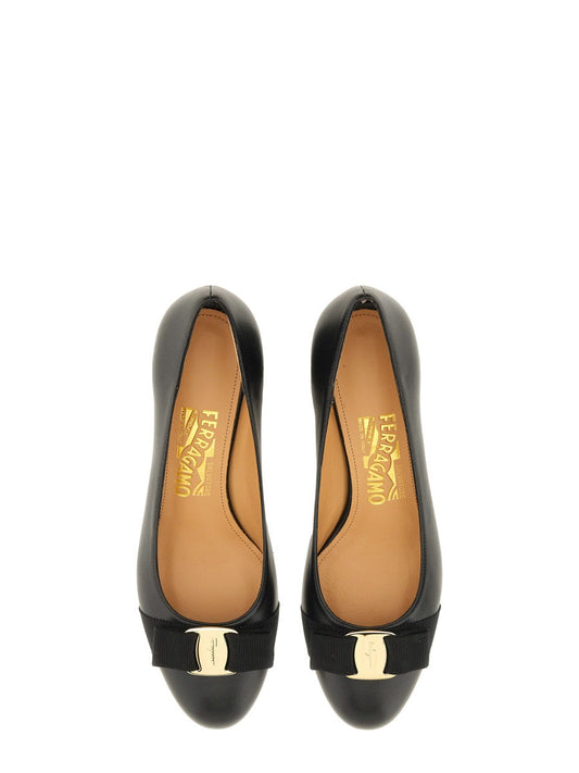Ferragamo Women Leather "Vara" Shoe