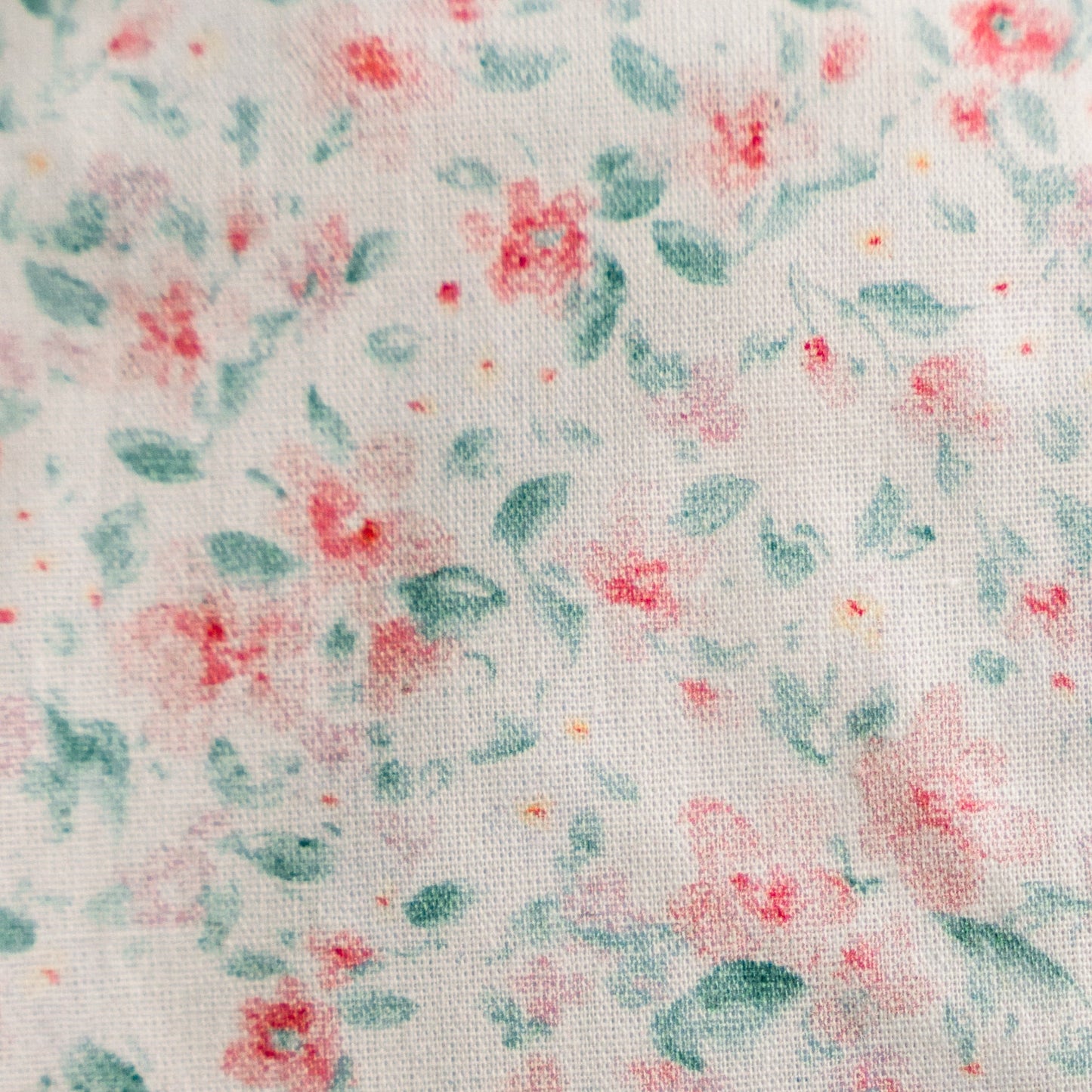 Pastel Confetti | Timeless Floral Ruffle Zipper