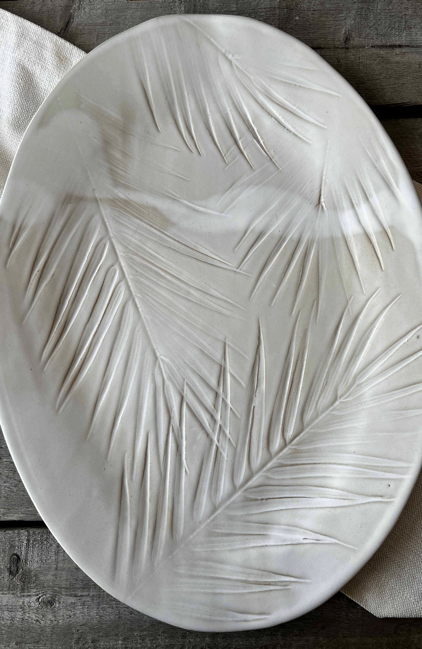 Sandalwood Fern Statement Platter