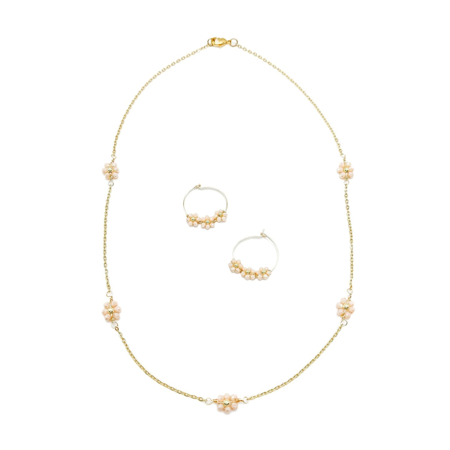 Daisy gold necklace