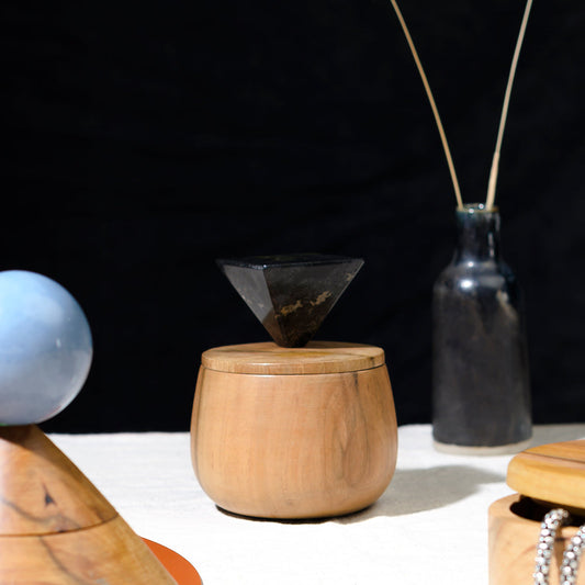 Black Onyx round jewel box