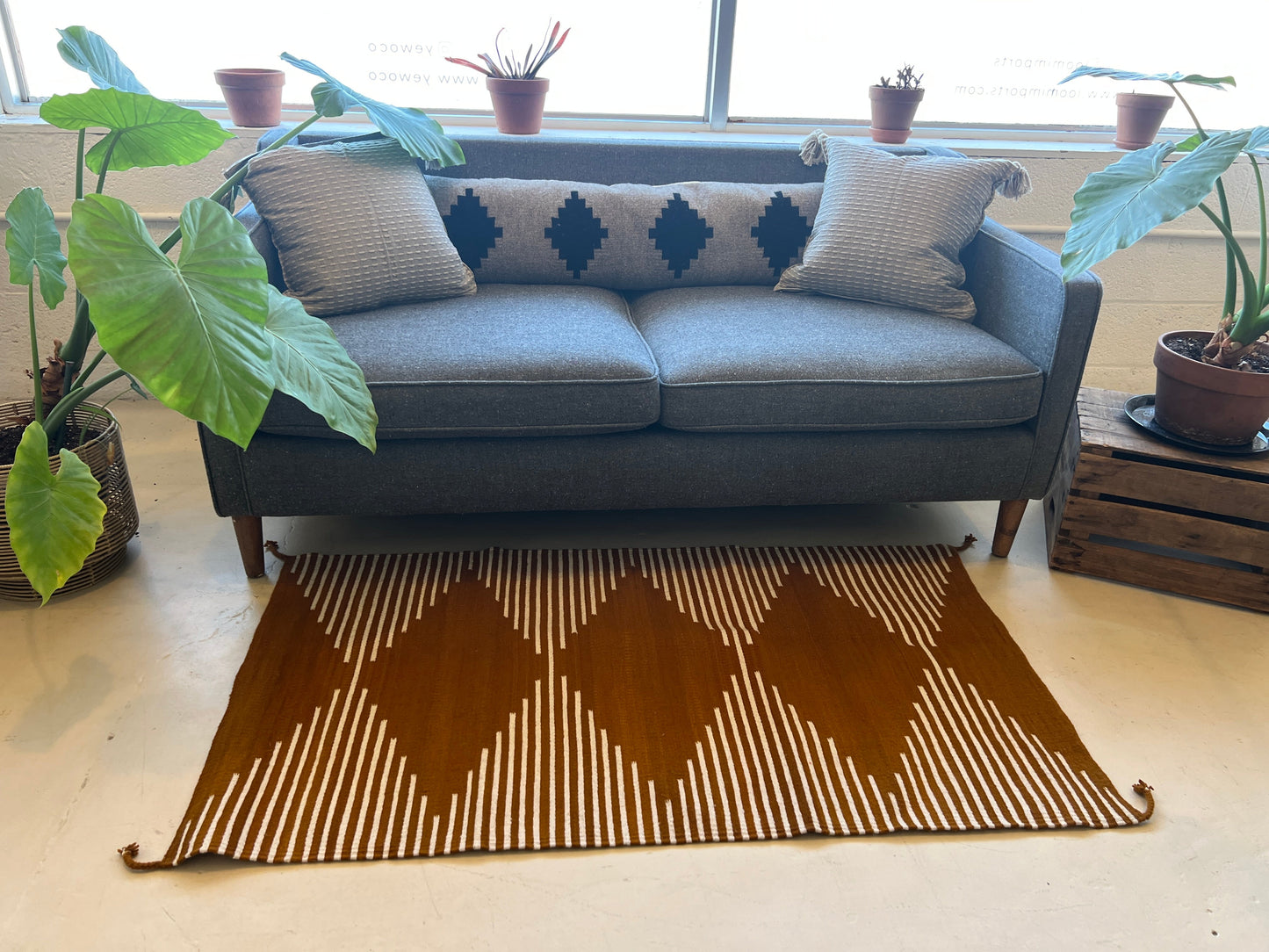 LOOM Imports Rug № 42