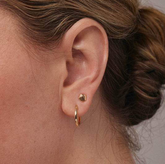 14K Yellow Gold Cupcake Stud