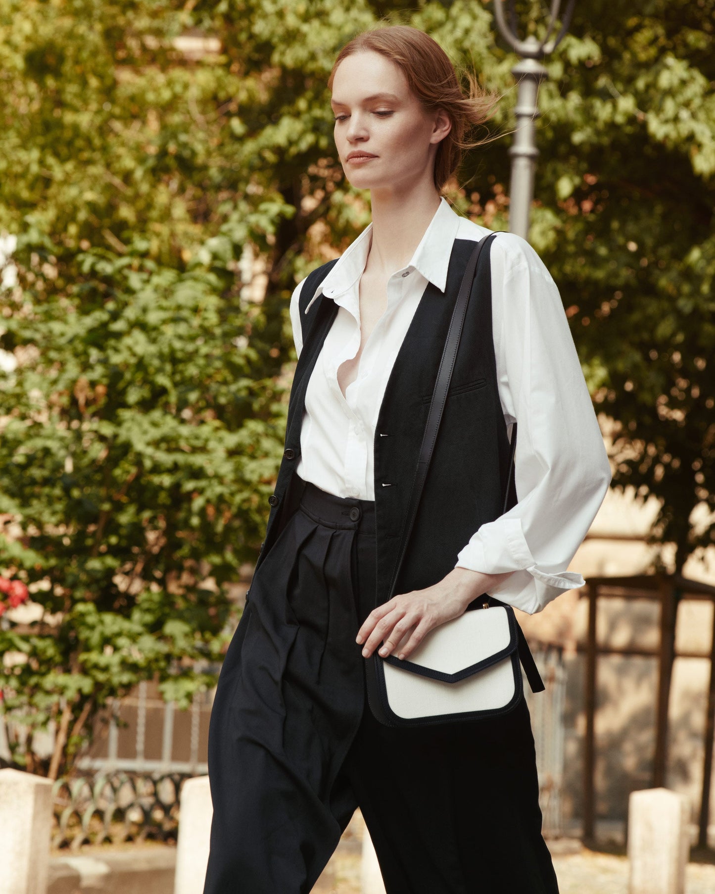 Maya crossbody bag in vegetable calfskin leather and canvas