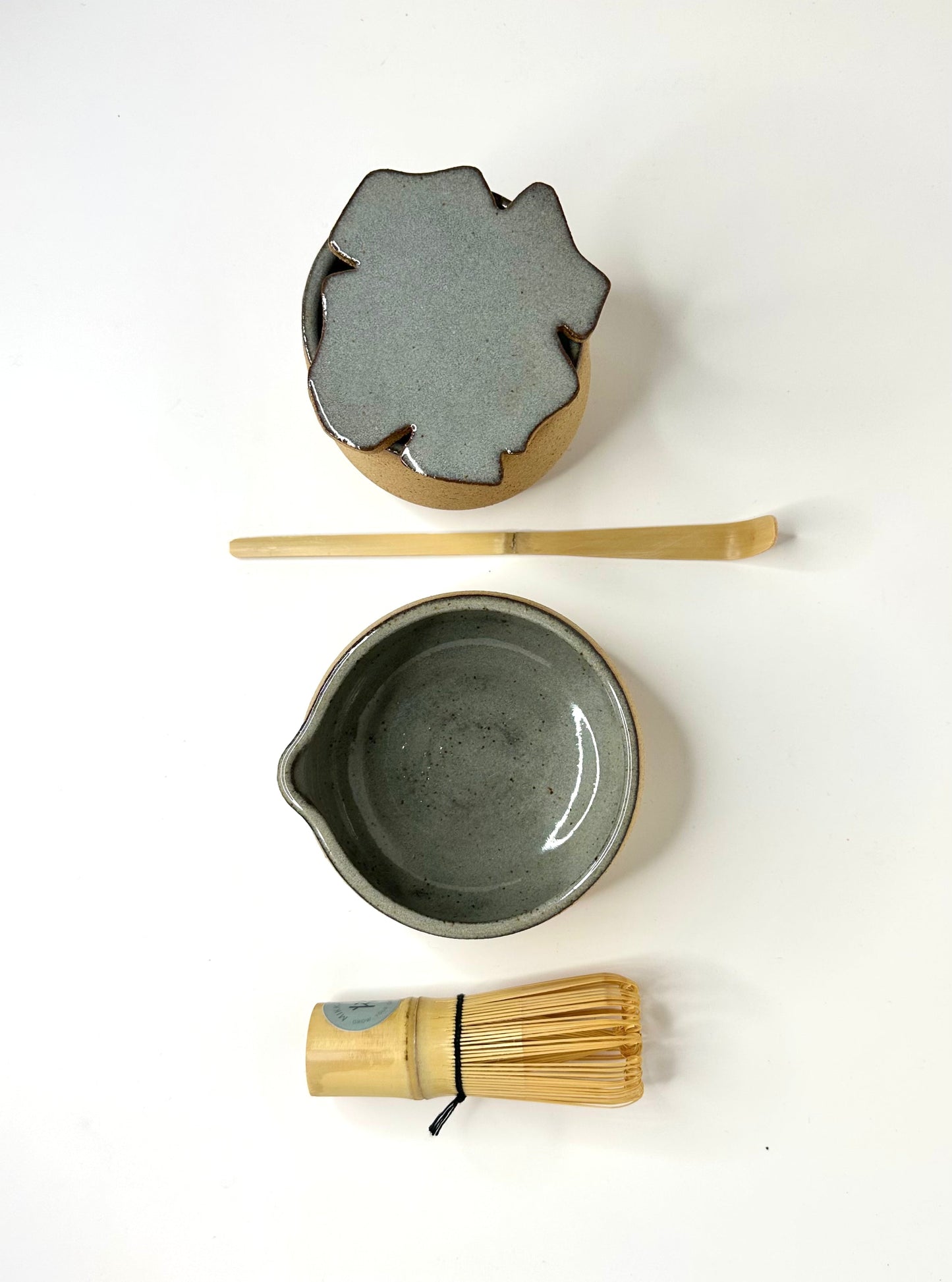 FRECKLES MATCHA SET. (Whisk+spoon & coaster included)