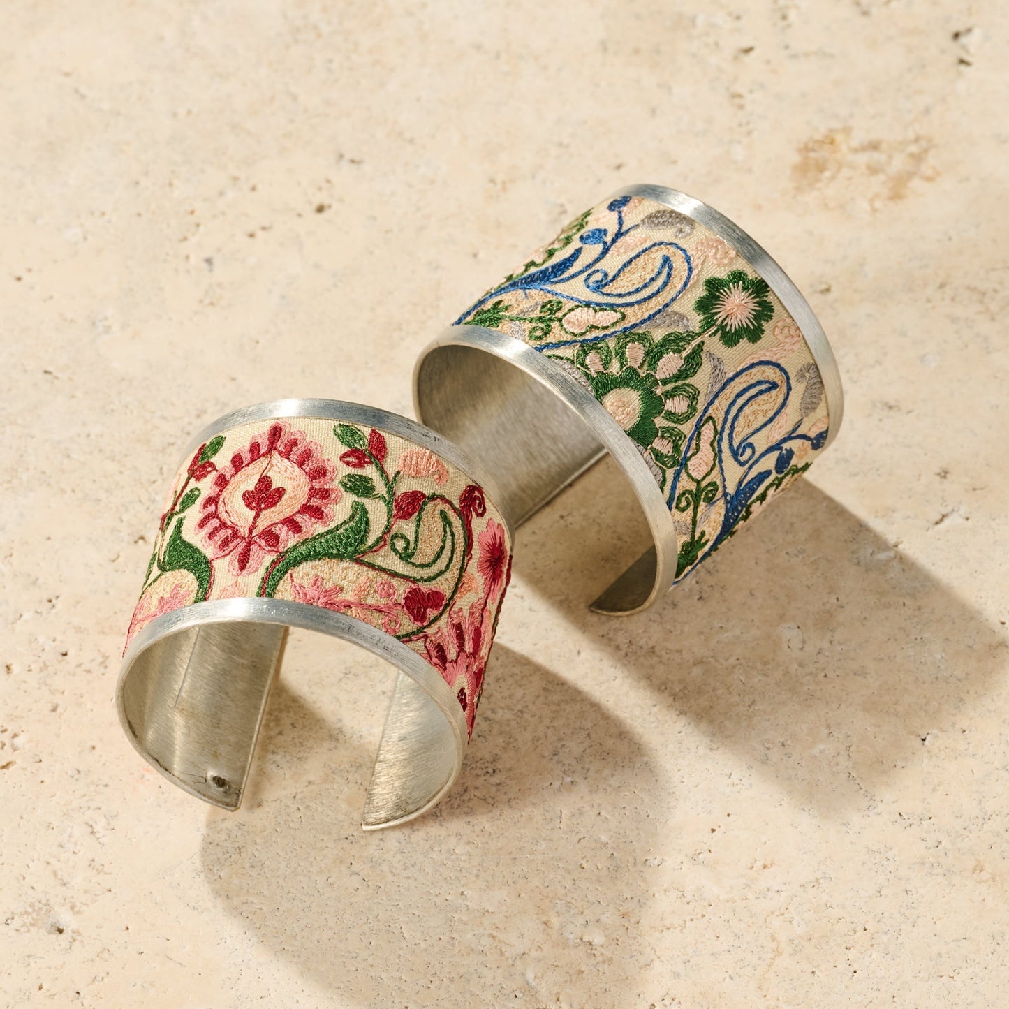 Jabardasta Silk Embroidered Cuff