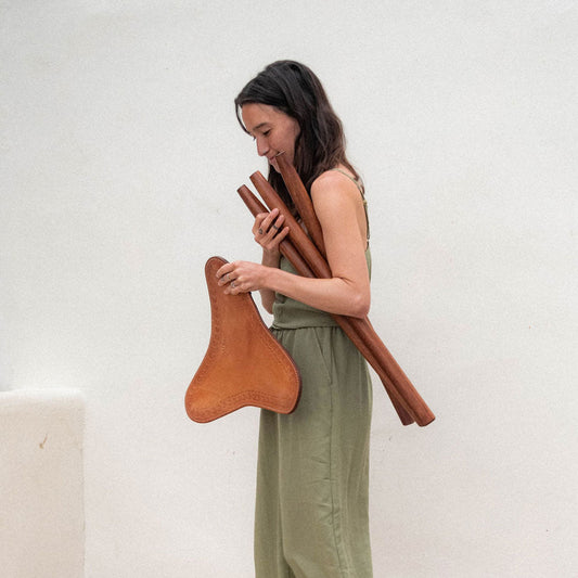 Minga | Leather Stool - Collasable