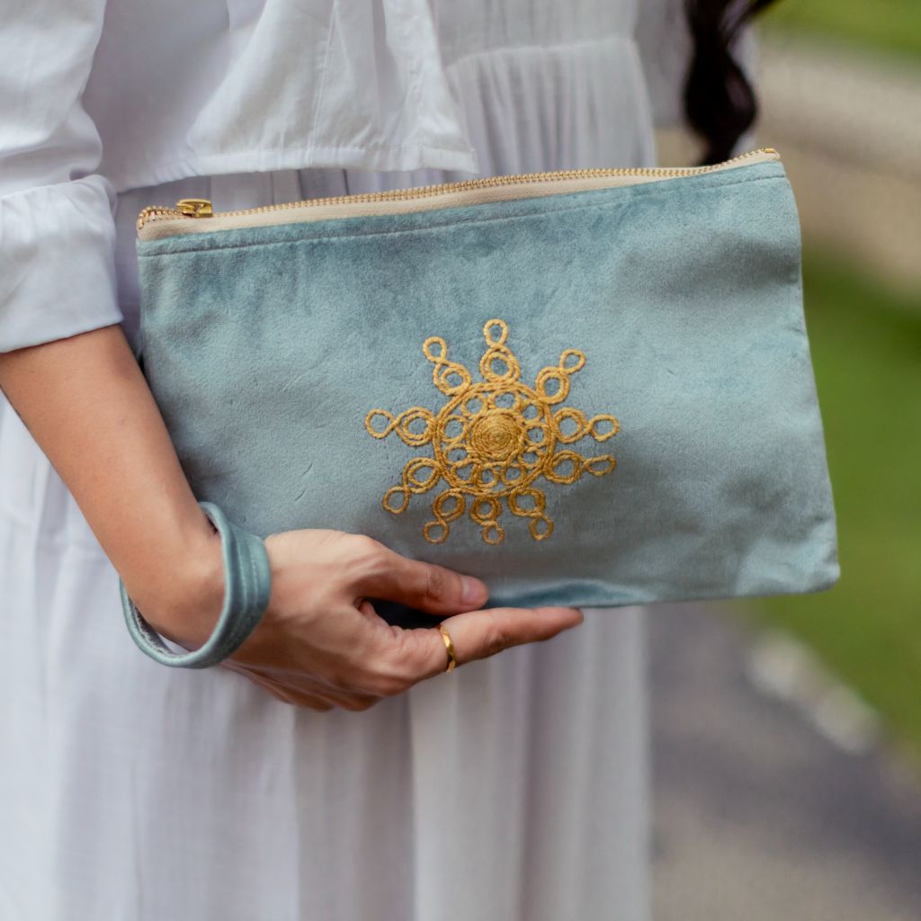 Tahriri Pouch - Blue
