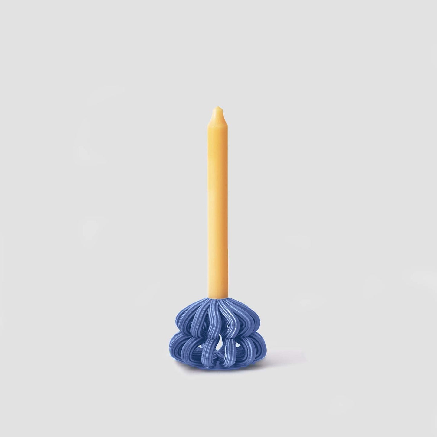 Frosting Loop Candle Holder