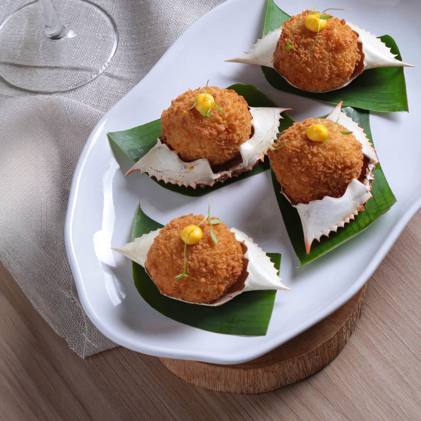 Shallow Bio Oval Platter Medium Set of 4