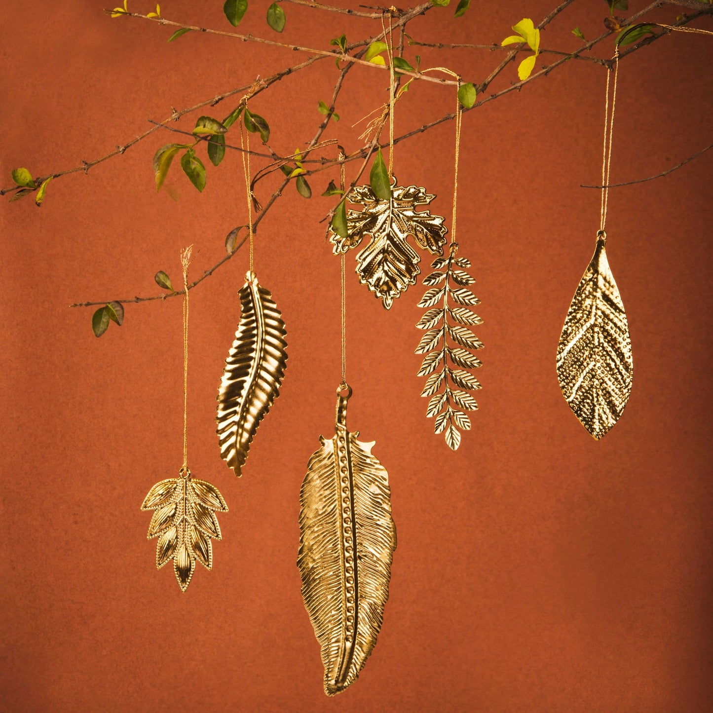Eternal Leaves Brass Ornaments Set