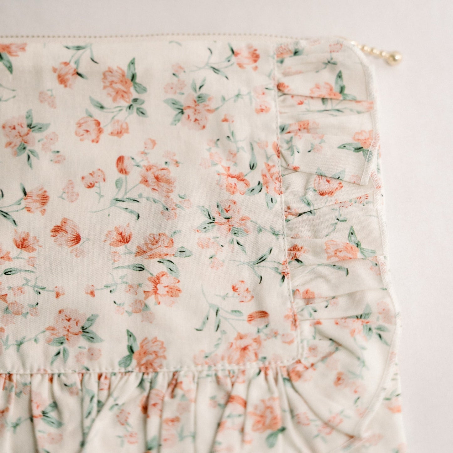 Sorrento Bloom | Timeless Floral Ruffle Zipper Pouch