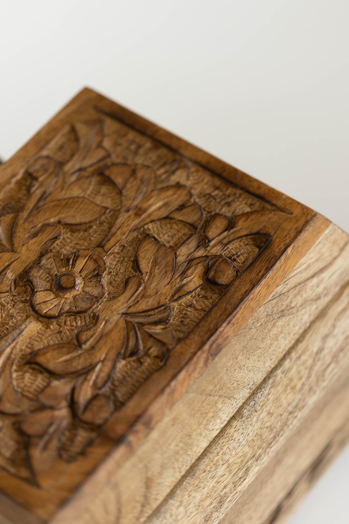 Phoolon Mango Wood Jewelry Box