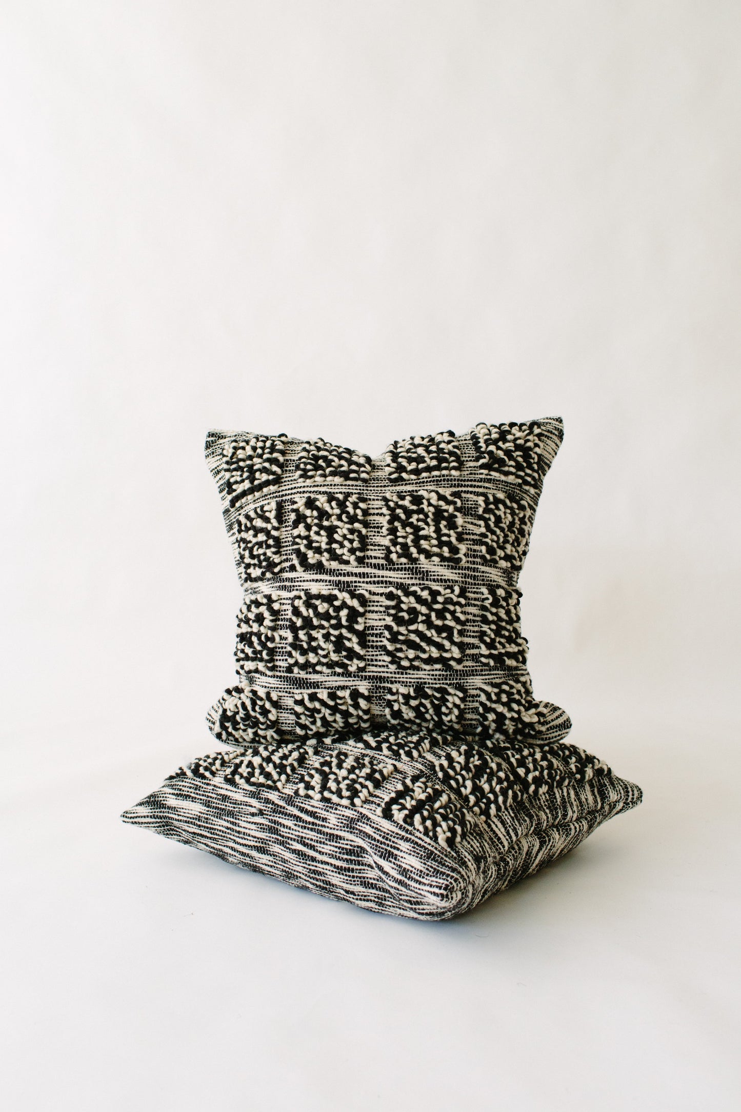 LOOM Imports Black & White Wool Pillow cover
