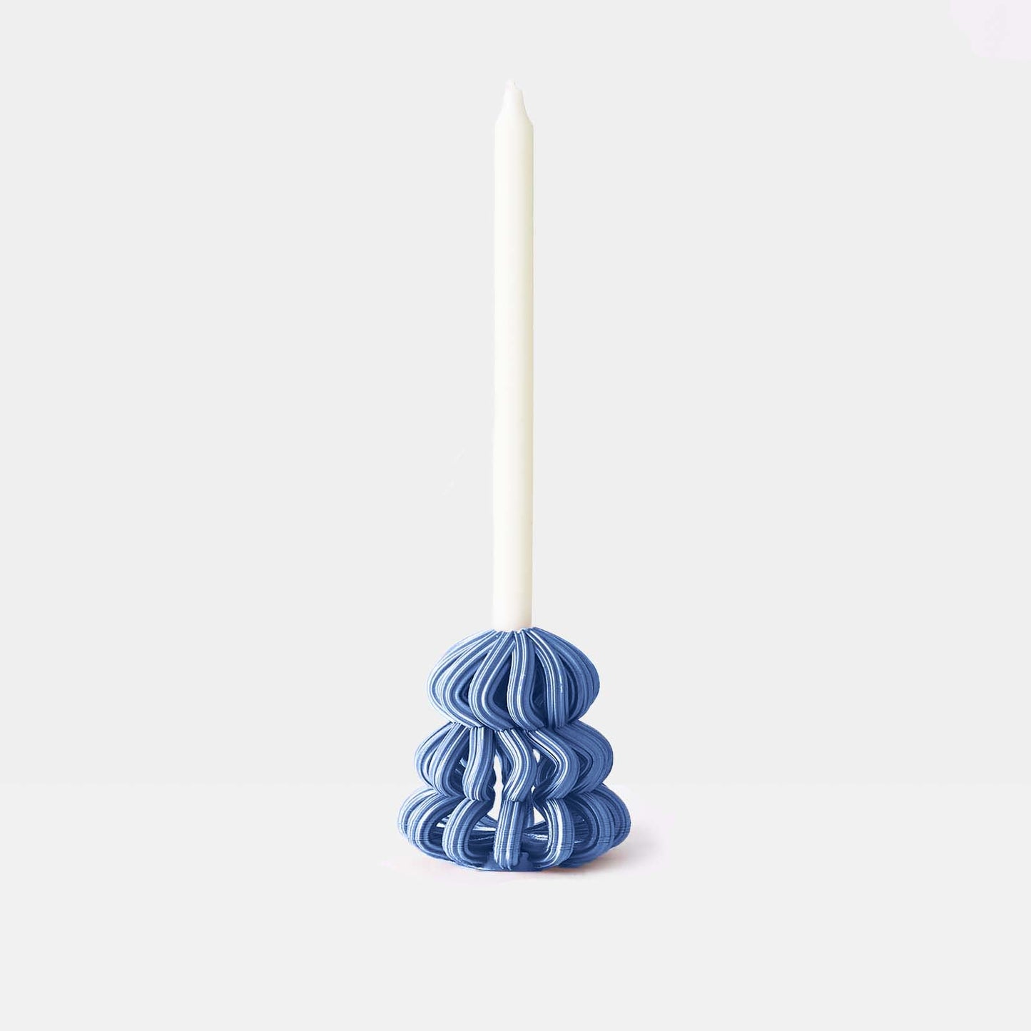 Frosting Loop Candle Holder
