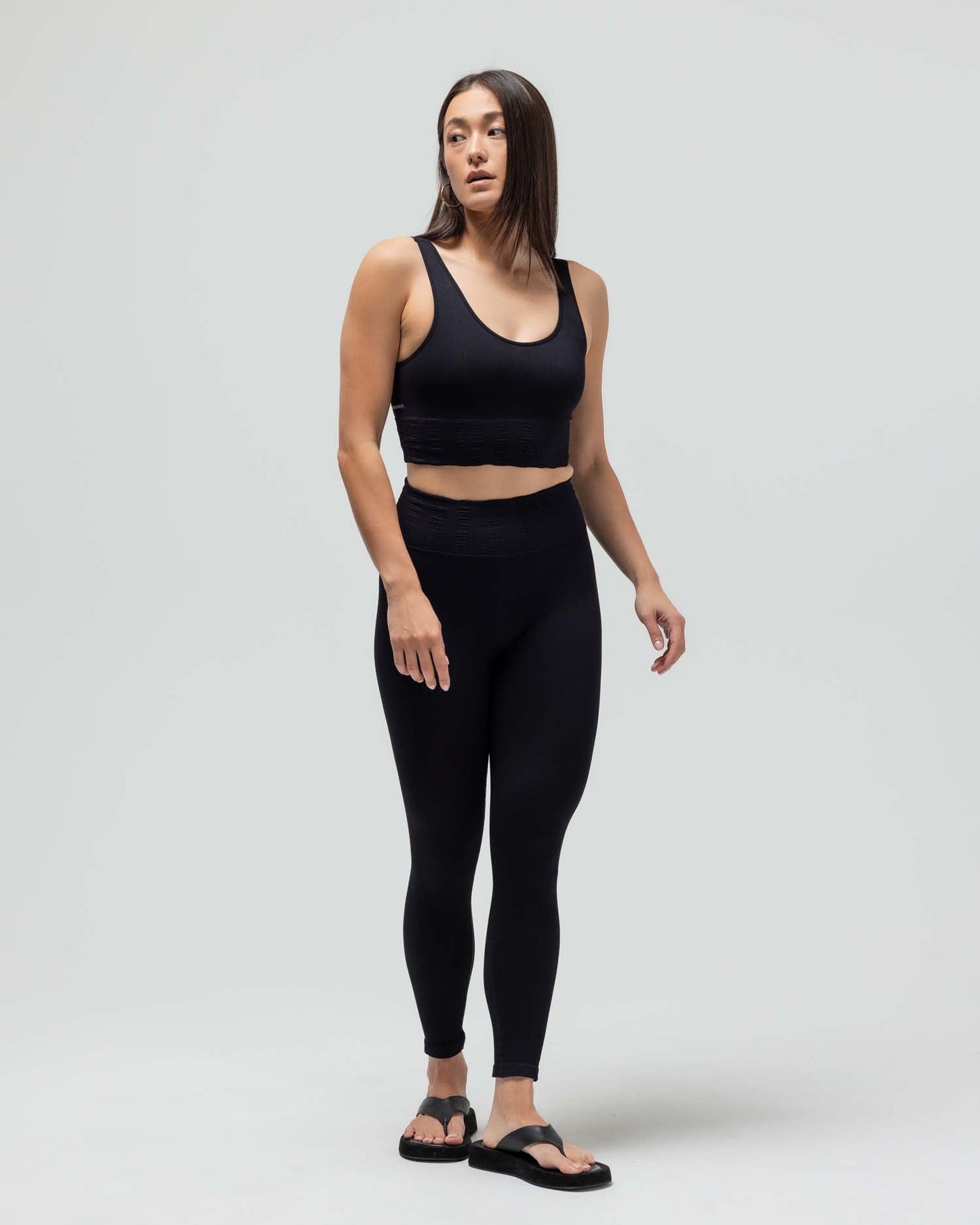 THE V-NECK SPORTS BRA