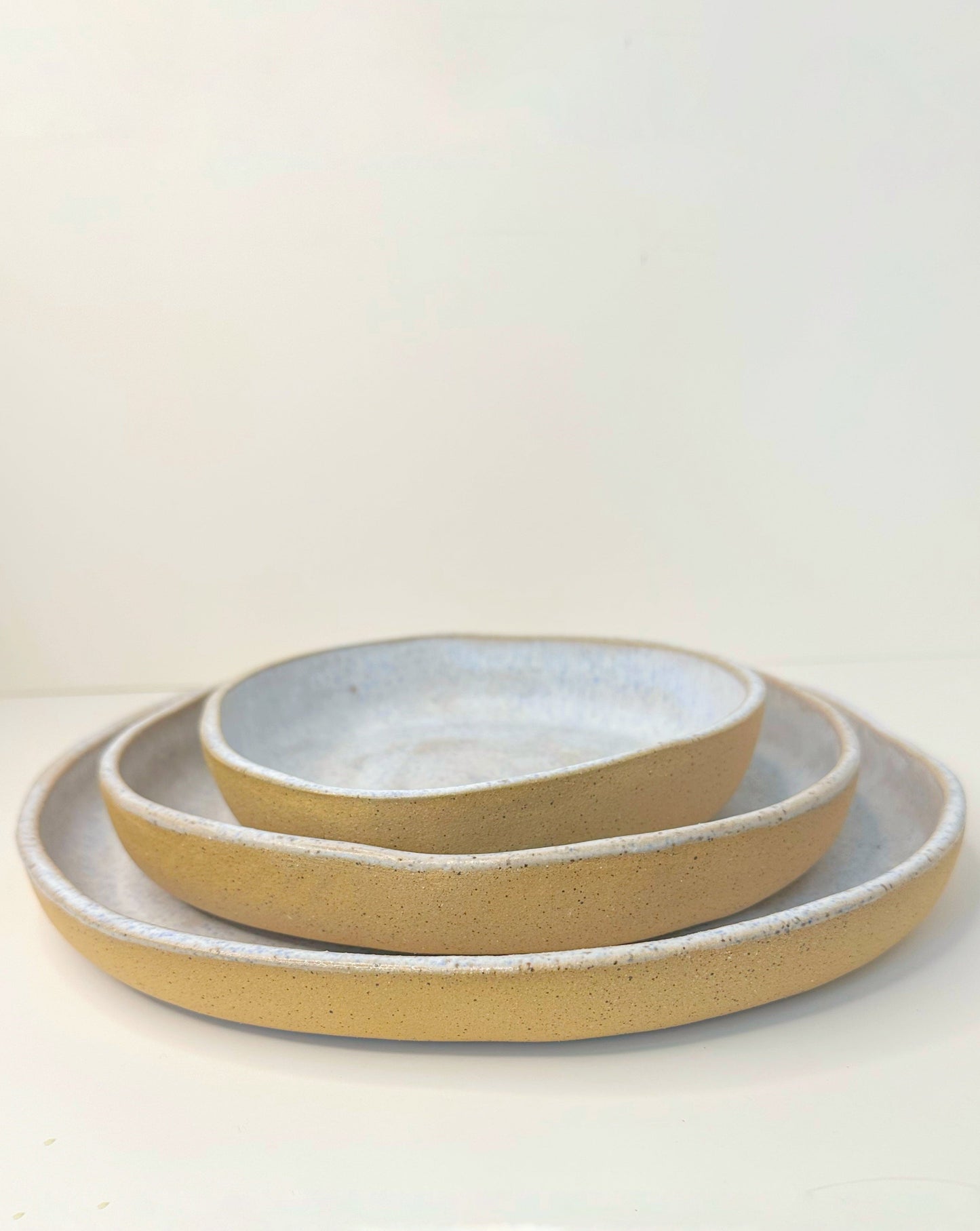 OCEAN SAND PLATES SET. Large, medium & small.
