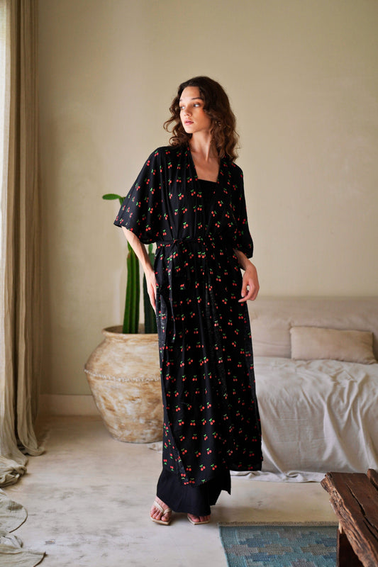 Nostalgic Cherry-Print Travel Kimono Duster