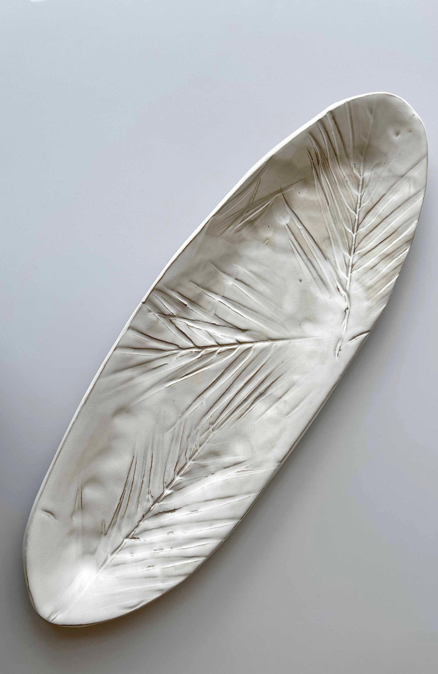 Sandalwood Fern Oval Platter
