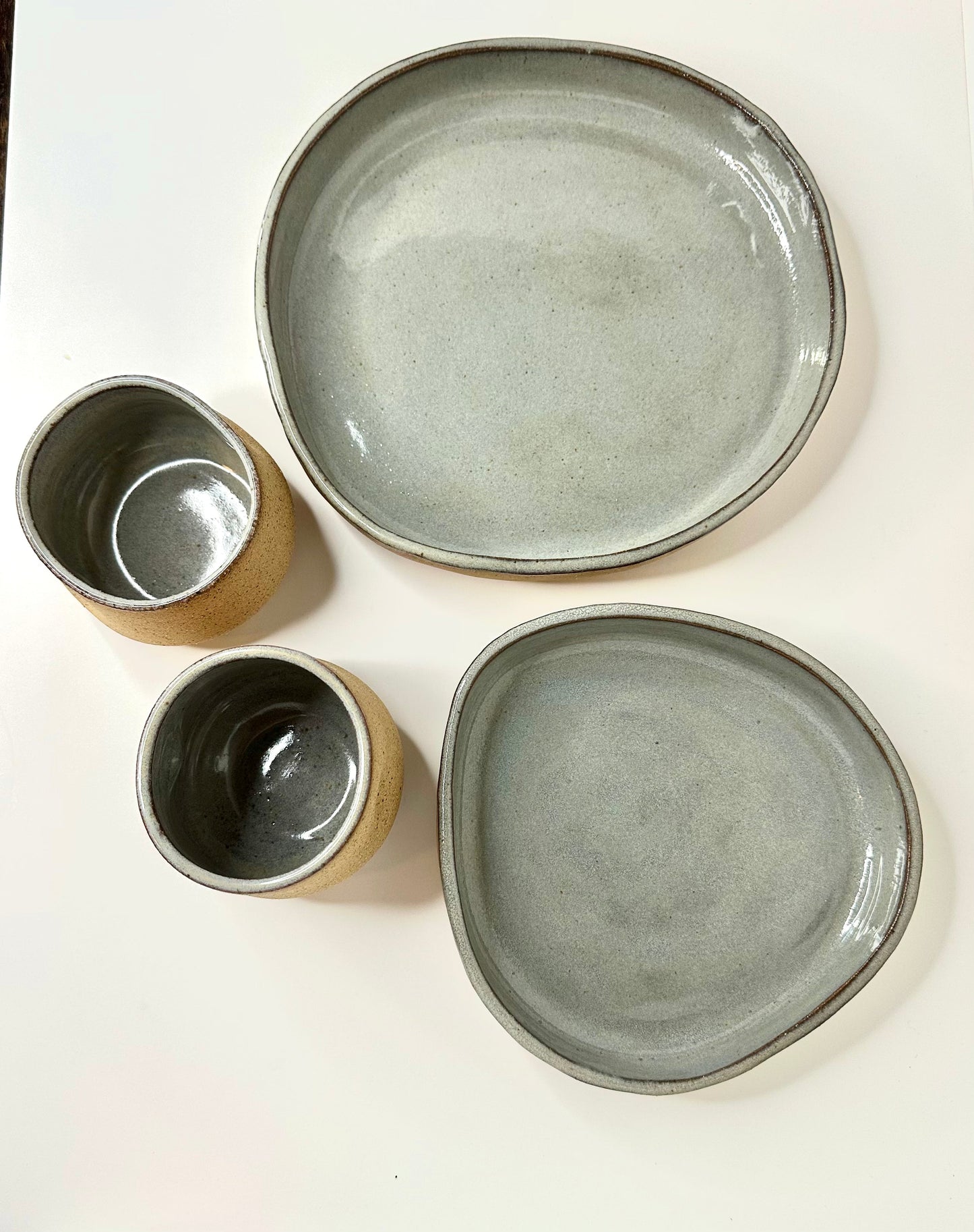 FRECKLE PLATES. Medium & small. (8.5 and 6 inches)