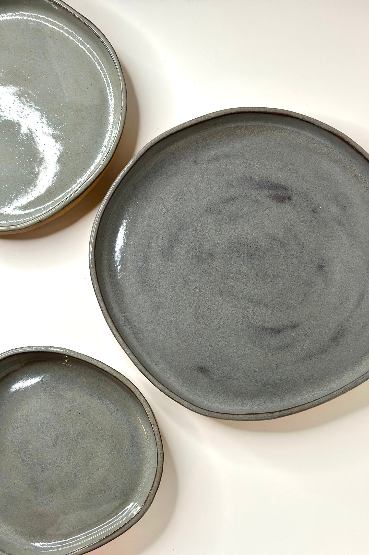 FRECKLE PLATE LARGE (11 inches)