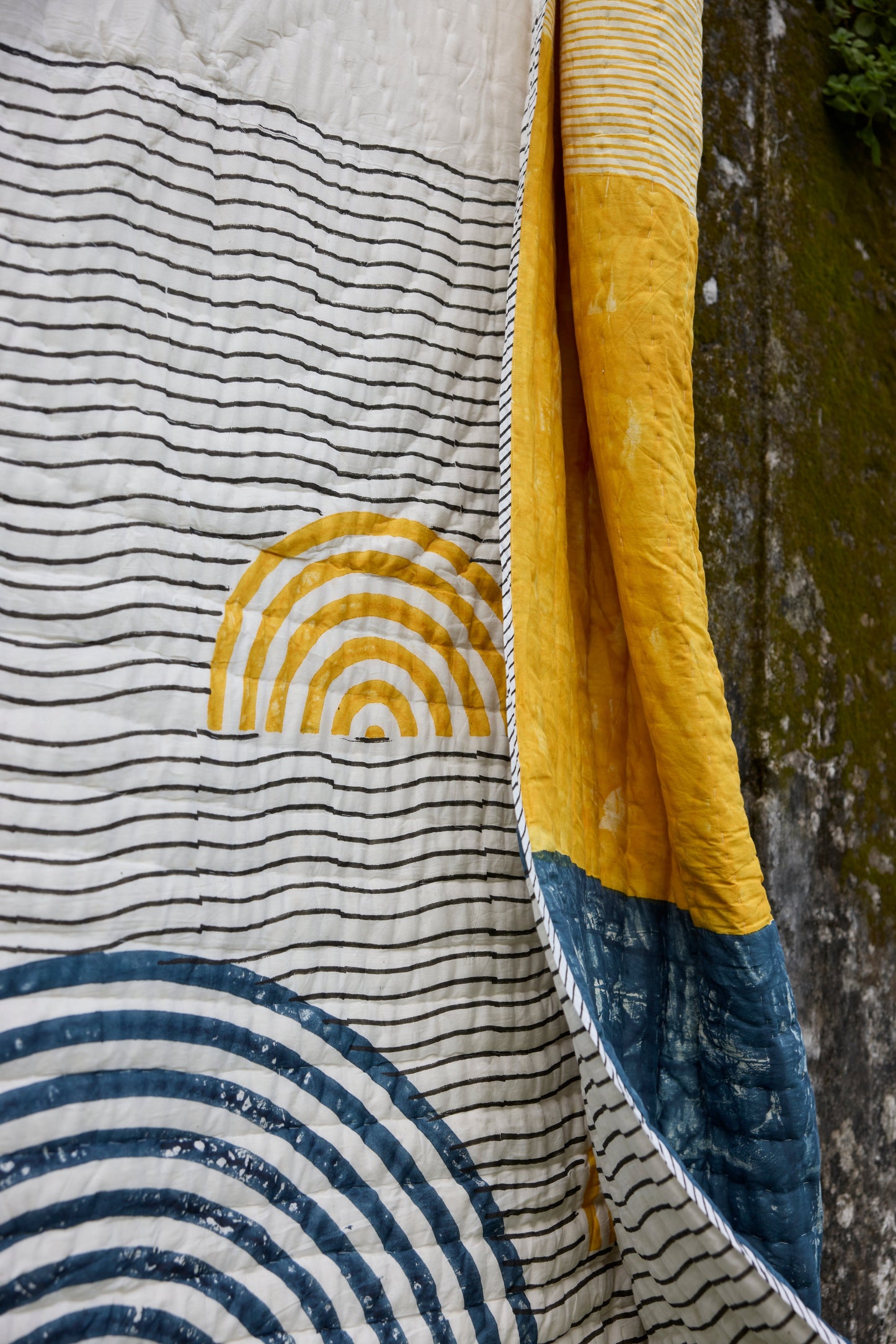 Spiral Sunset Quilt (Reverse)