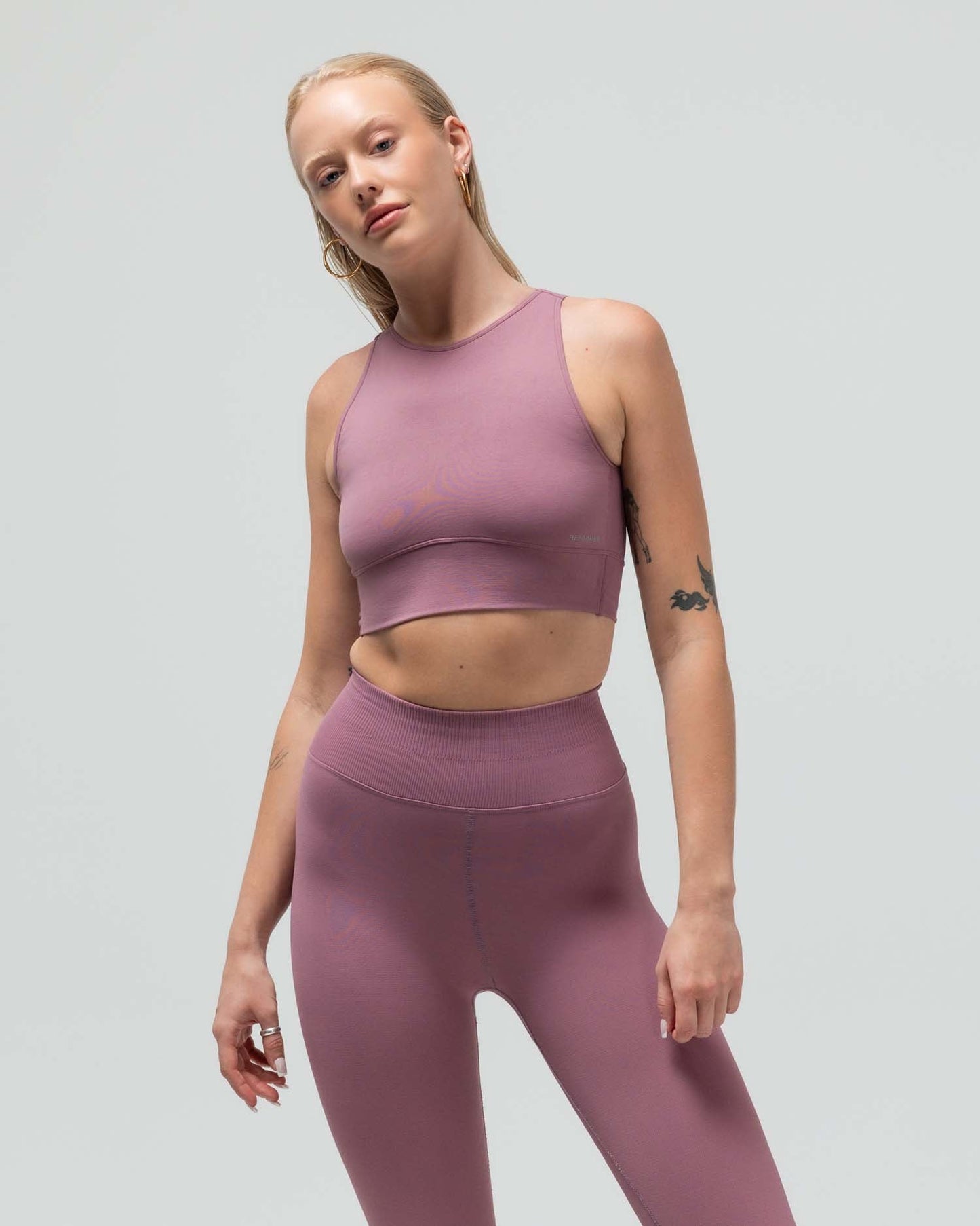 THE JERSEY KEYHOLE SPORTS BRA W/FUSED WAIST BAND