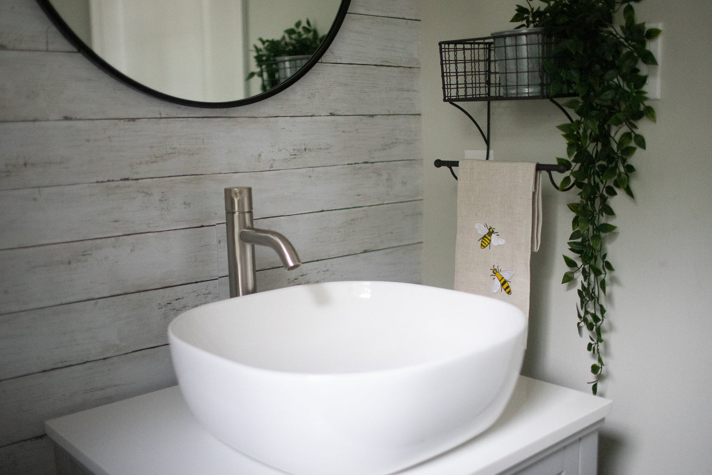 Tea Towel - Buzzing Bees