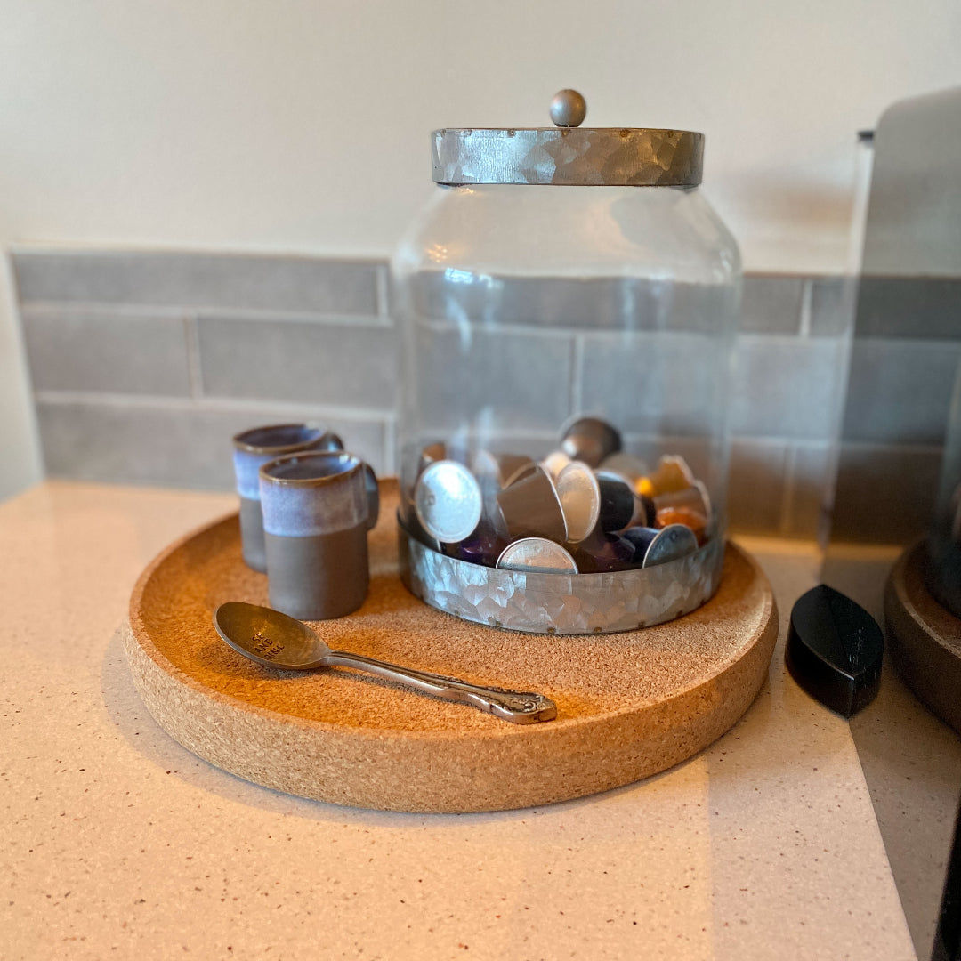 Minimalistic Cork Tray (Round)