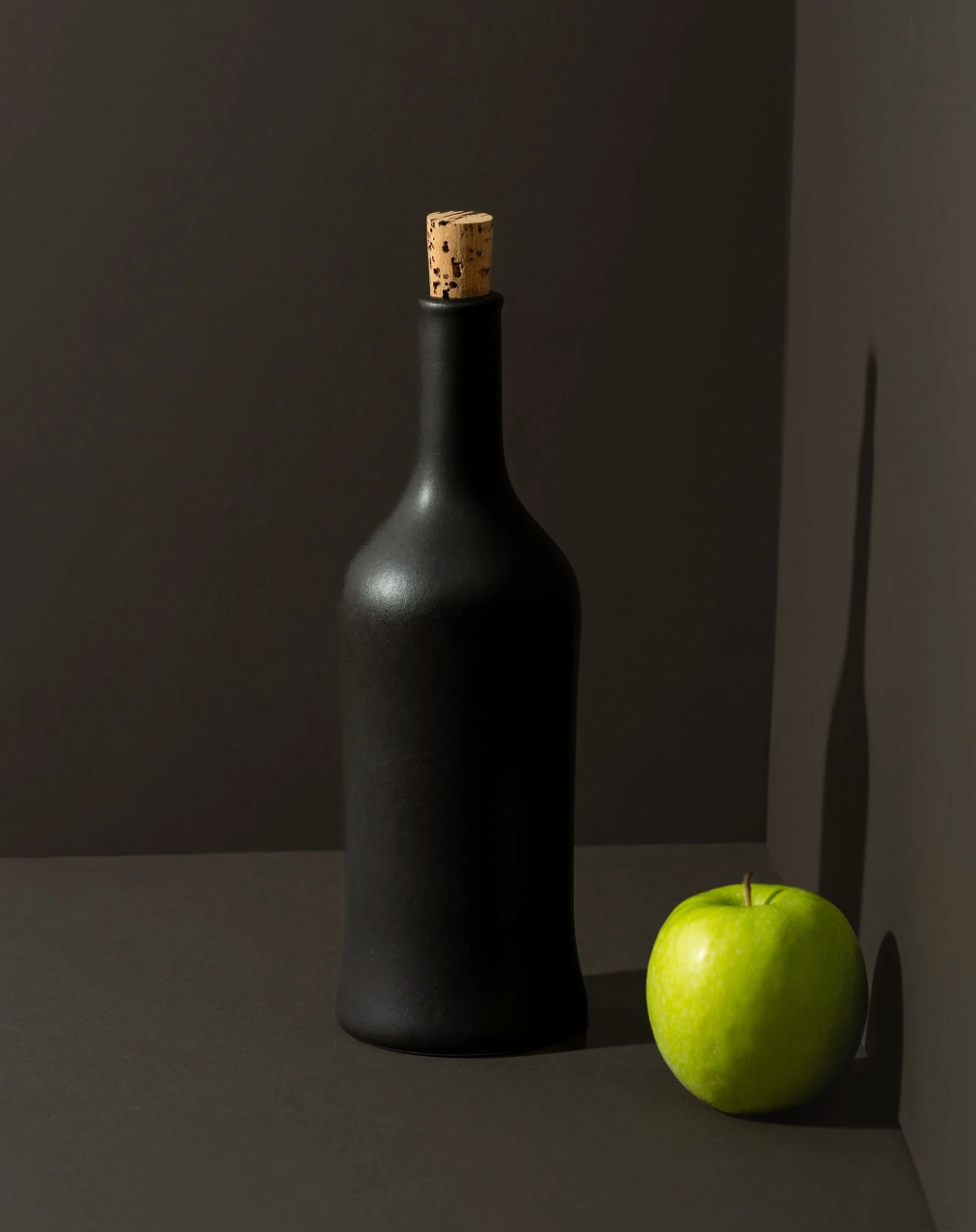 Stoneware Olive Oil Dispenser - Brutto 21 oz