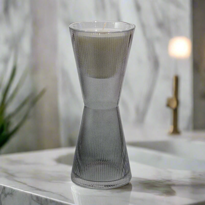 AIZ Candle - Cedar & Black Cherry