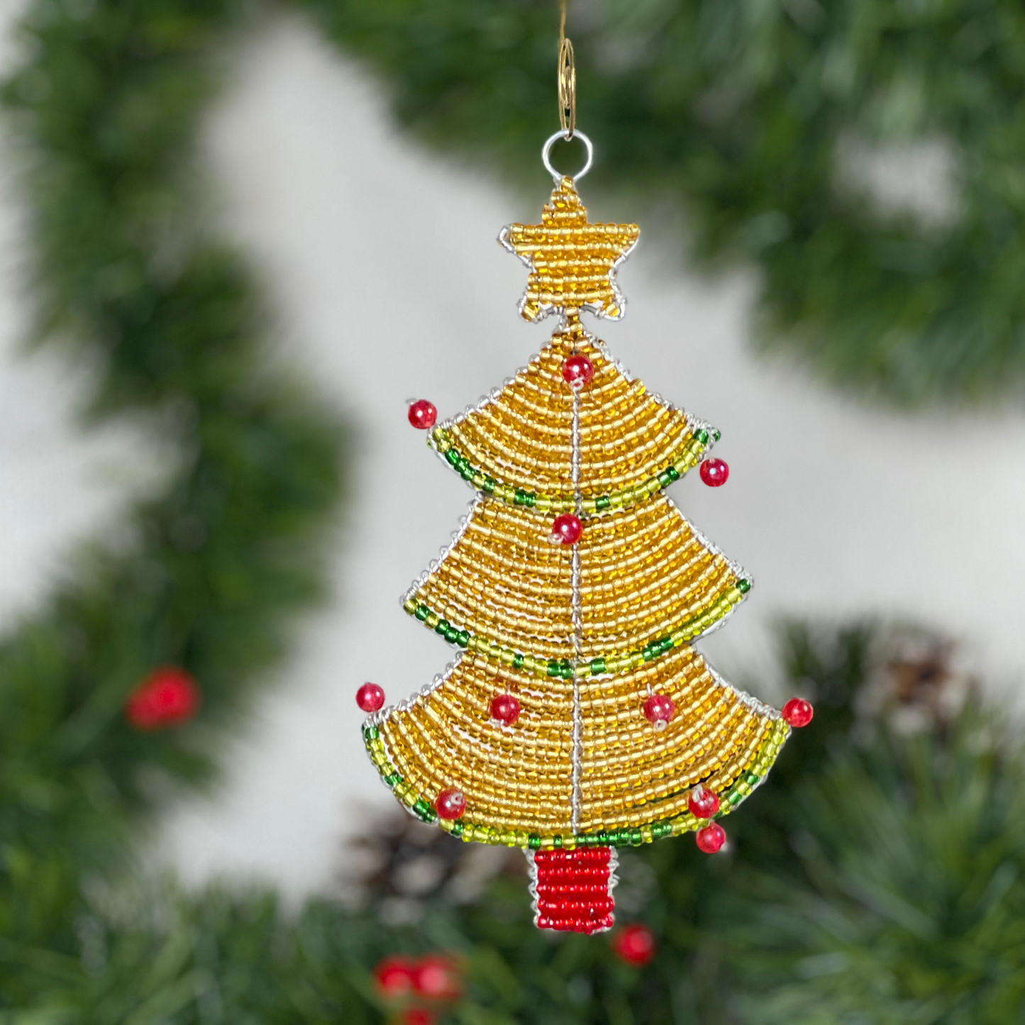 Beaded Christmas Tree with Star Ornament – Handmade Holiday Décor by Haitian Artisans.