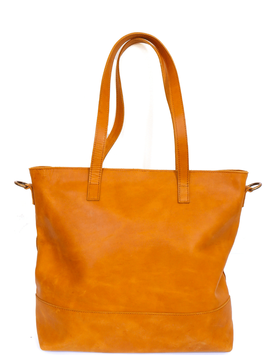Venture Leather Tote