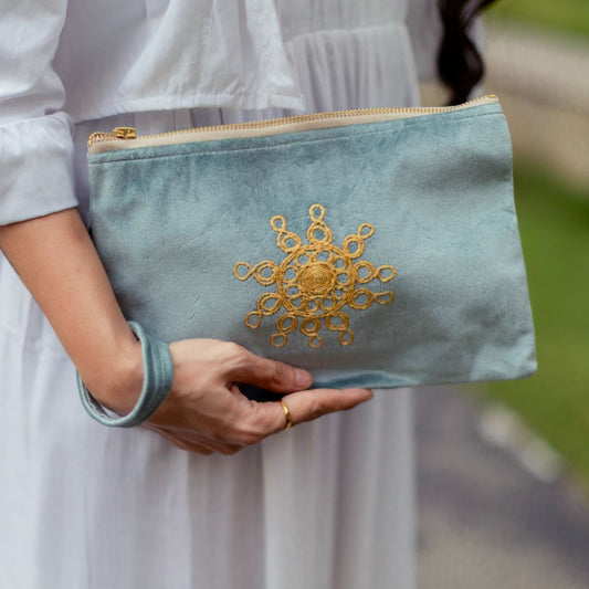 Sun Tahriri Clutch - Blue