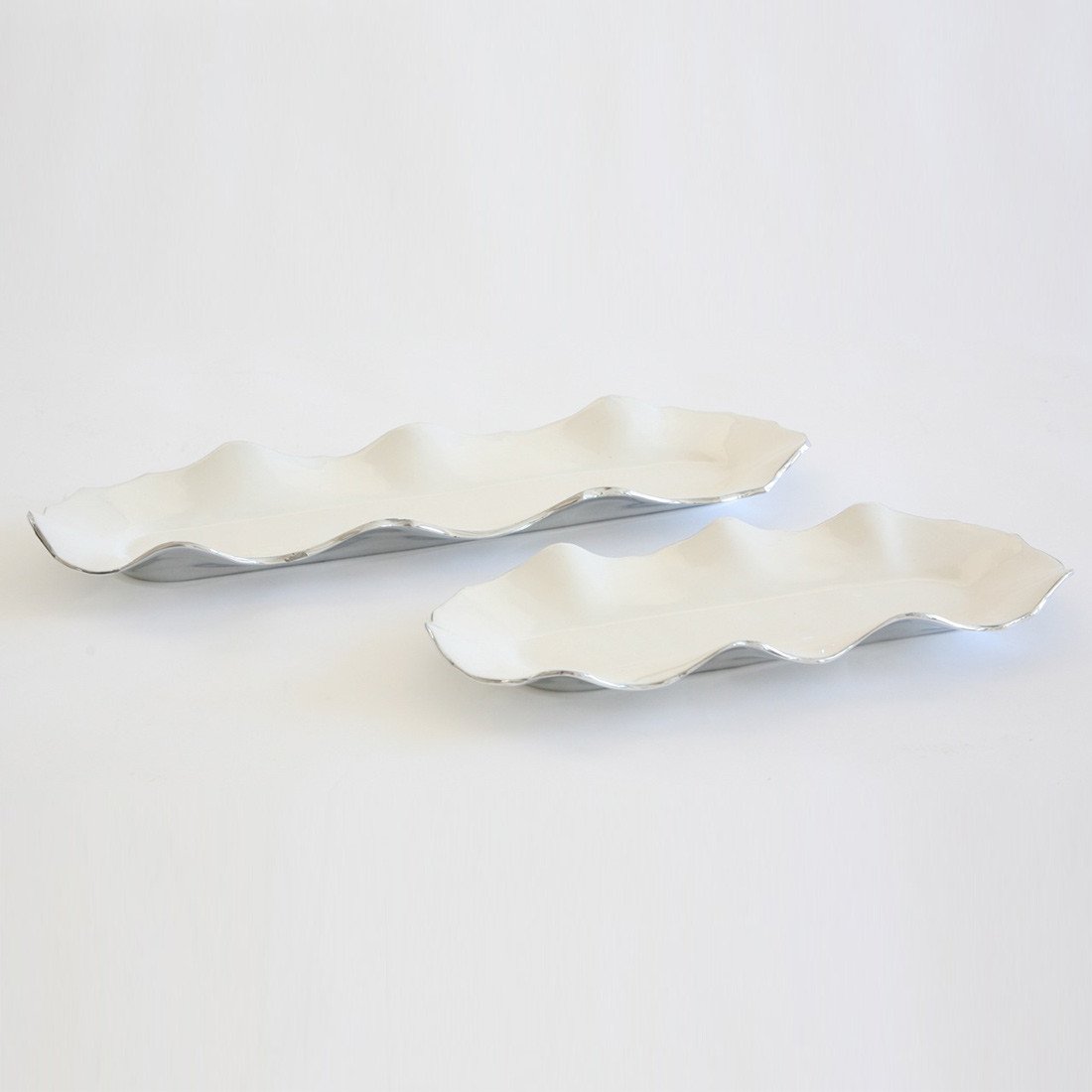 Ruffled Long Trays Oyster