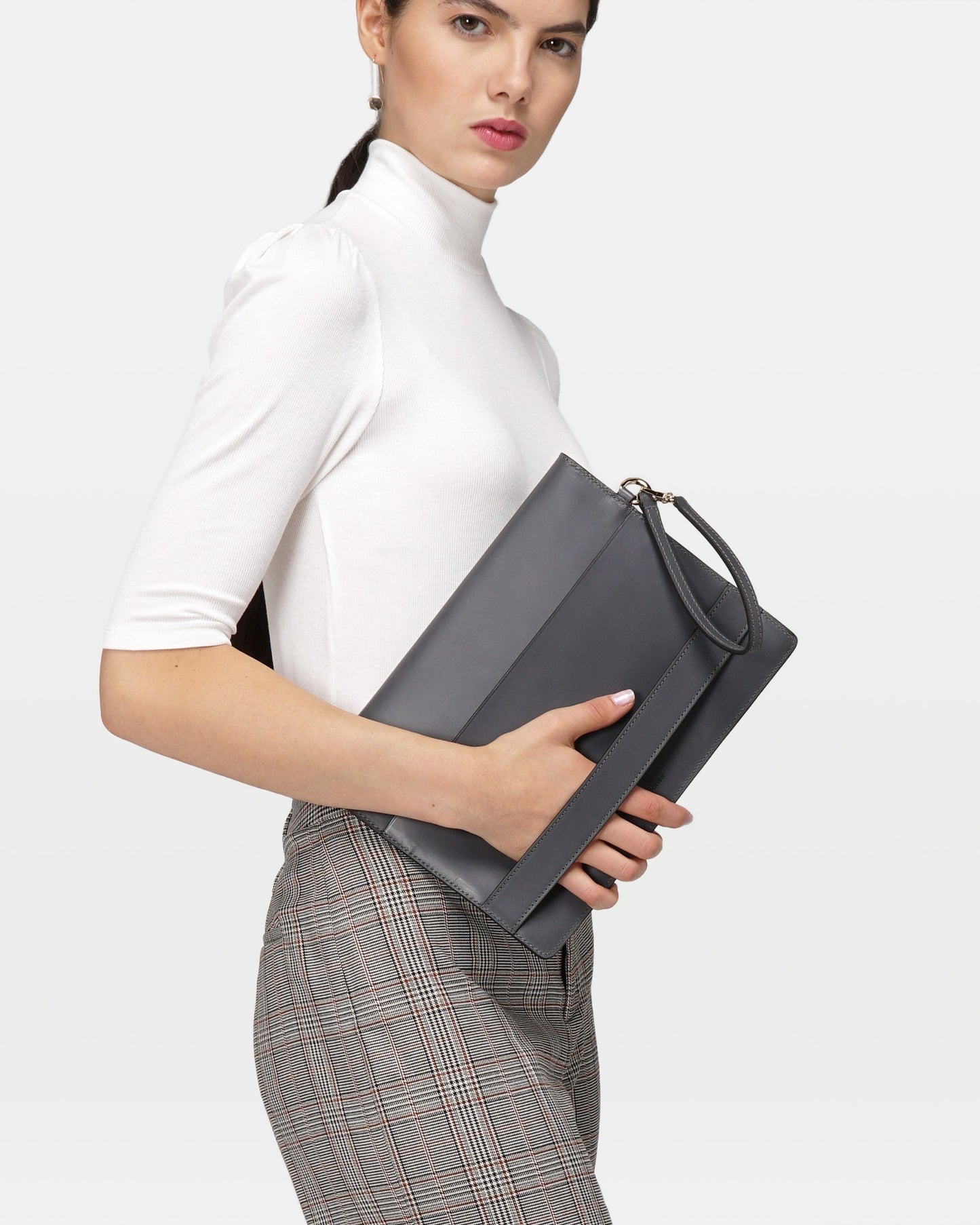 Envelope Clutch in Vegetable tanned calfskin and Suede Leather