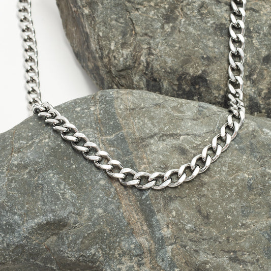 Linked Curb Chain in Stainless Steel