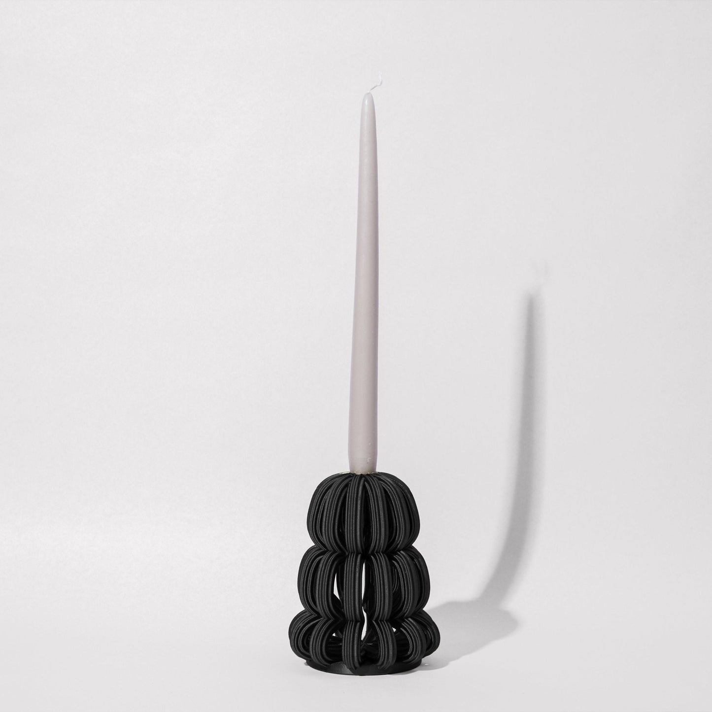 Frosting Loop Candle Holder