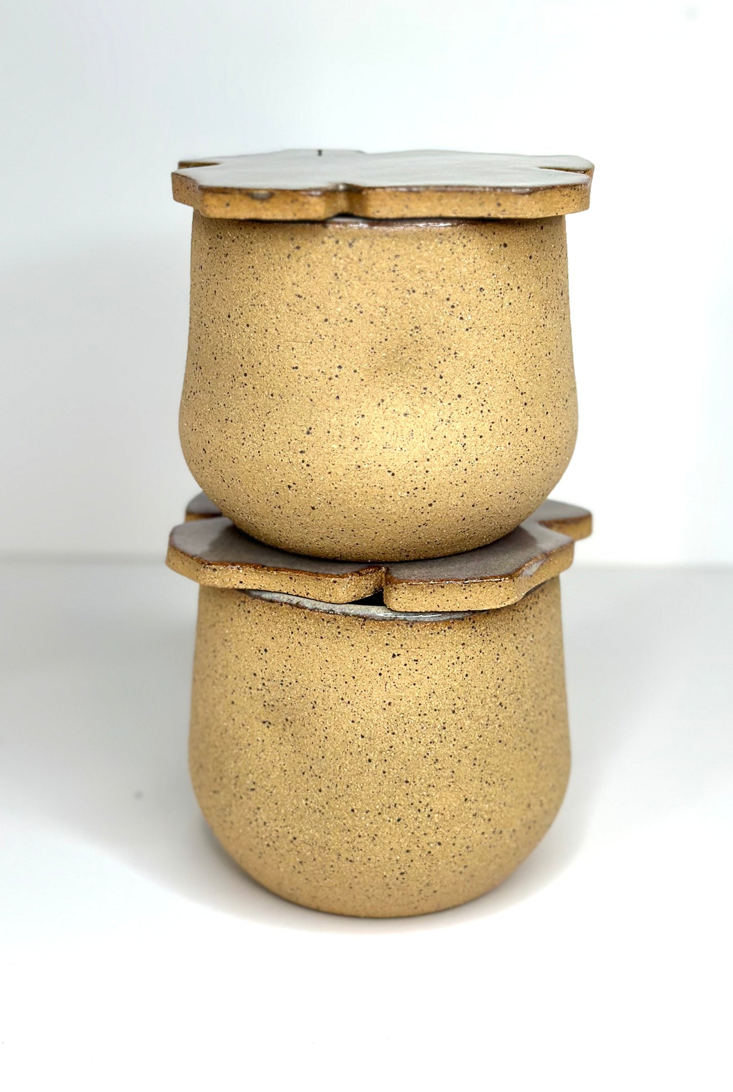 FRECKLES CUP SET (2 cups + 2 Flower coaters)