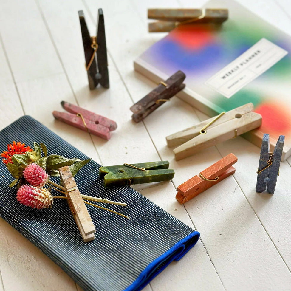 Decorative gemstone Laundry Clip Celestine blue