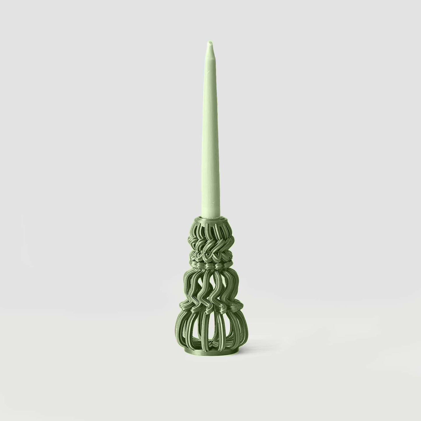 Frosting Loop Candle Holder