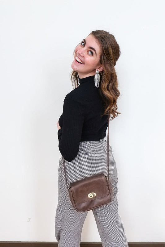 Roam Leather Purse