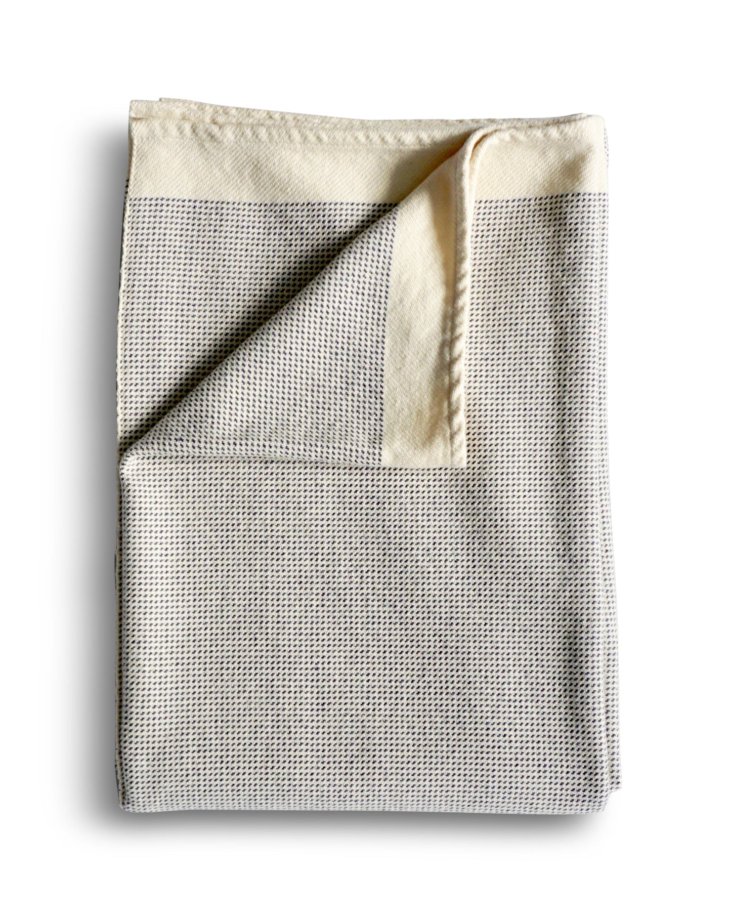Combed Cotton Dot Throws