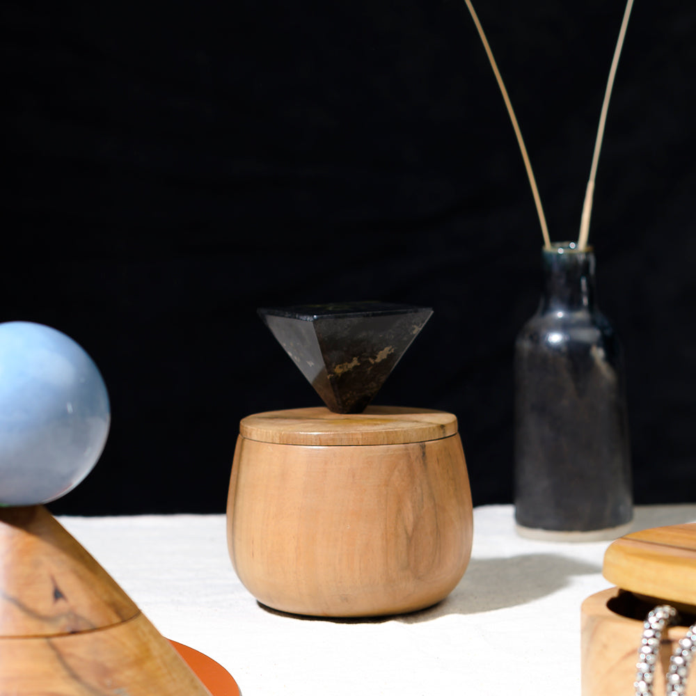 Black Onyx round jewel box