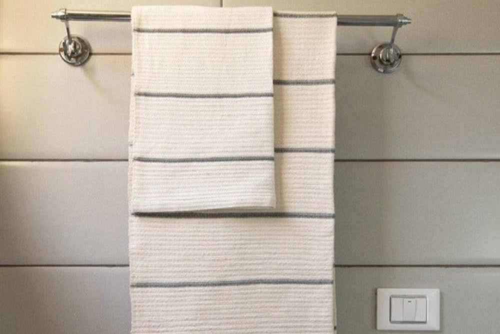 Wari Handwoven Ethiopian Cotton Waffle Bath Towel